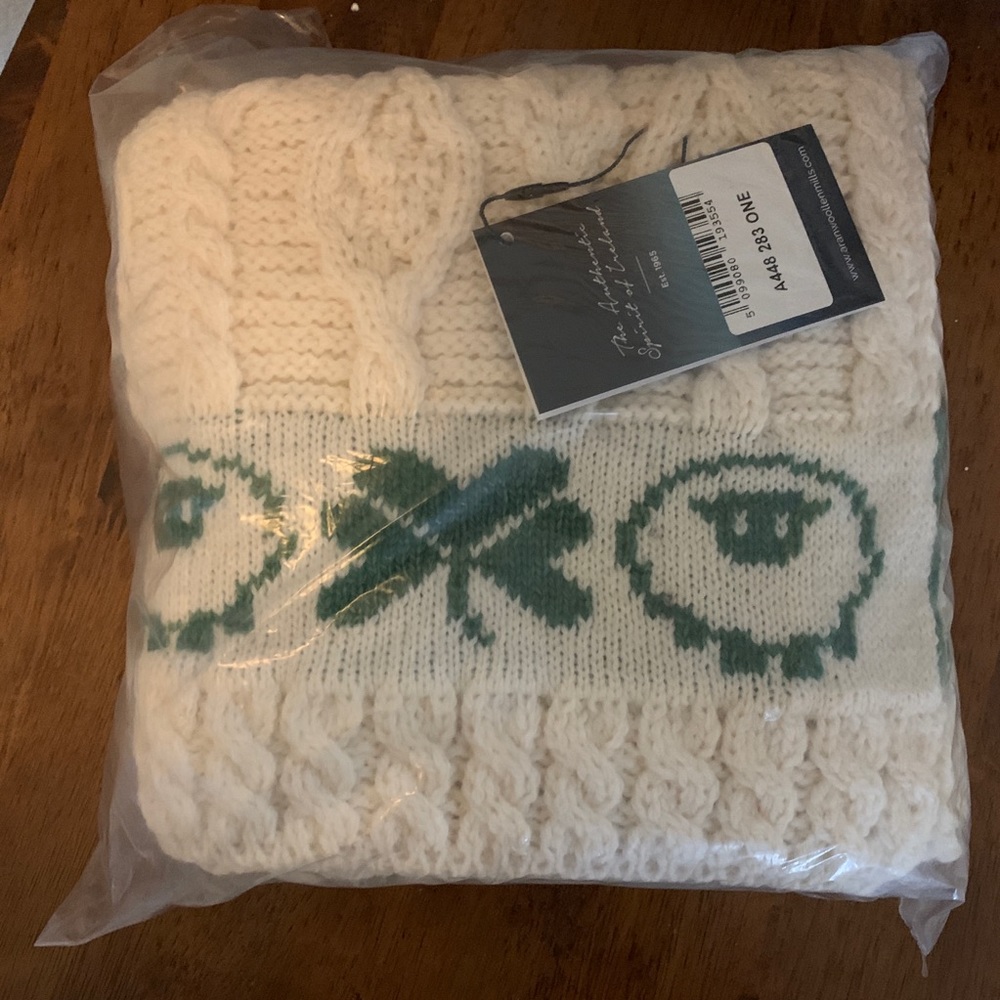 NWT Aran Wool Baby Blanket